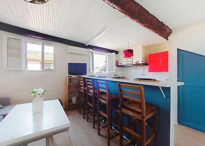 Le Mascoinat By Interhome *